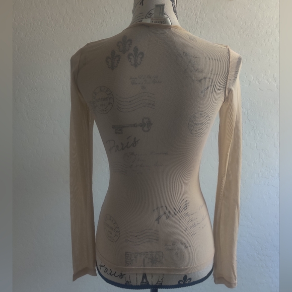 Forever 21 Nude Beige Mesh Sheer Long-Sleeve Scoop Neck Top Festival Grunge_smal - Picture 3 of 9